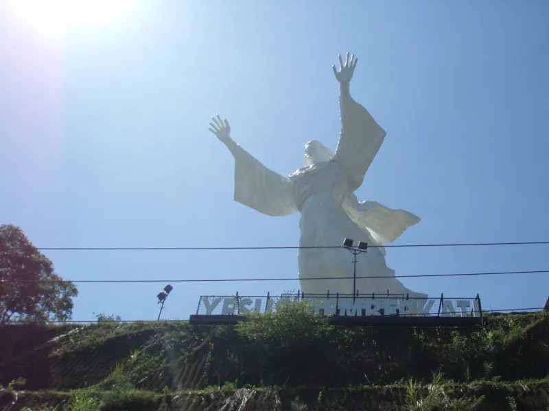 祝福のキリスト像