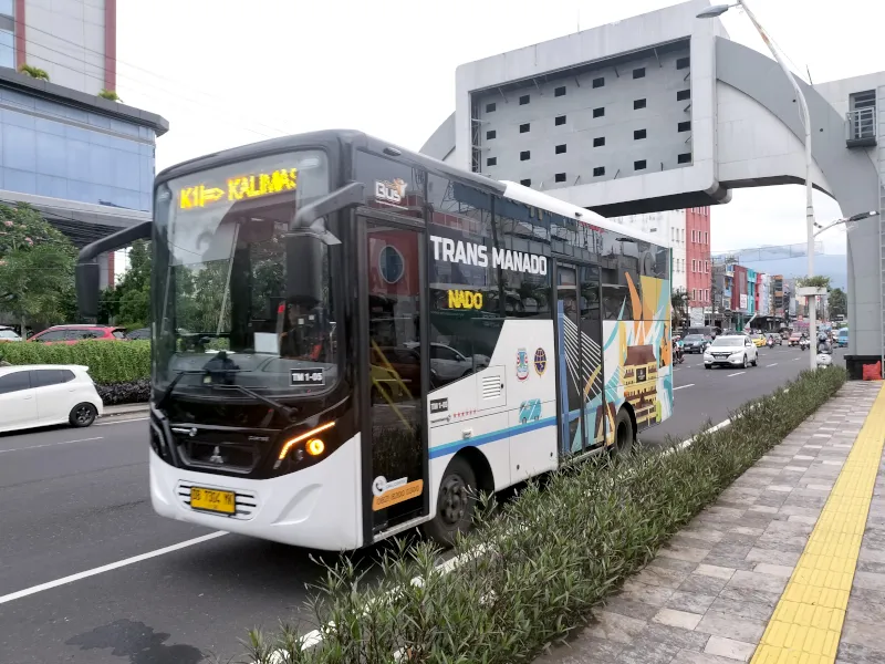 トランスマナド